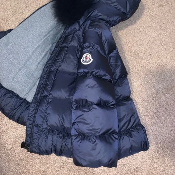 Moncler Infant Girls Navy Verney Coat Jacket Real Fur Trim 18-24 months - Picture 2 of 6